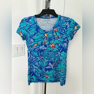 Lilly Pulitzer Etta Scoop Neck Tee Size S EUC
